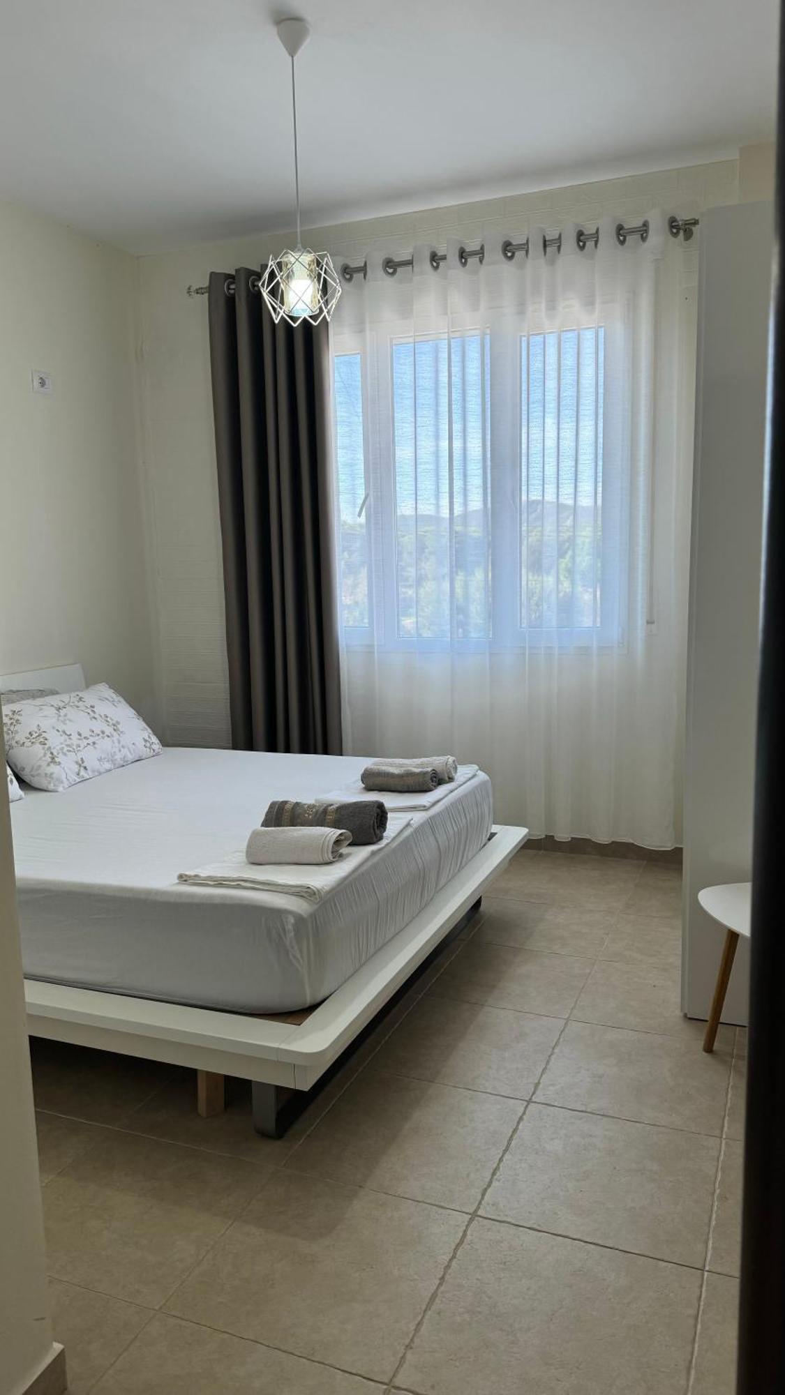 Apartamento Todhe - Gjiri Lalezit 500m From The Durrës