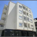 Apartament Todhe - Gjiri I Lalezit 500 Meters From The Beach