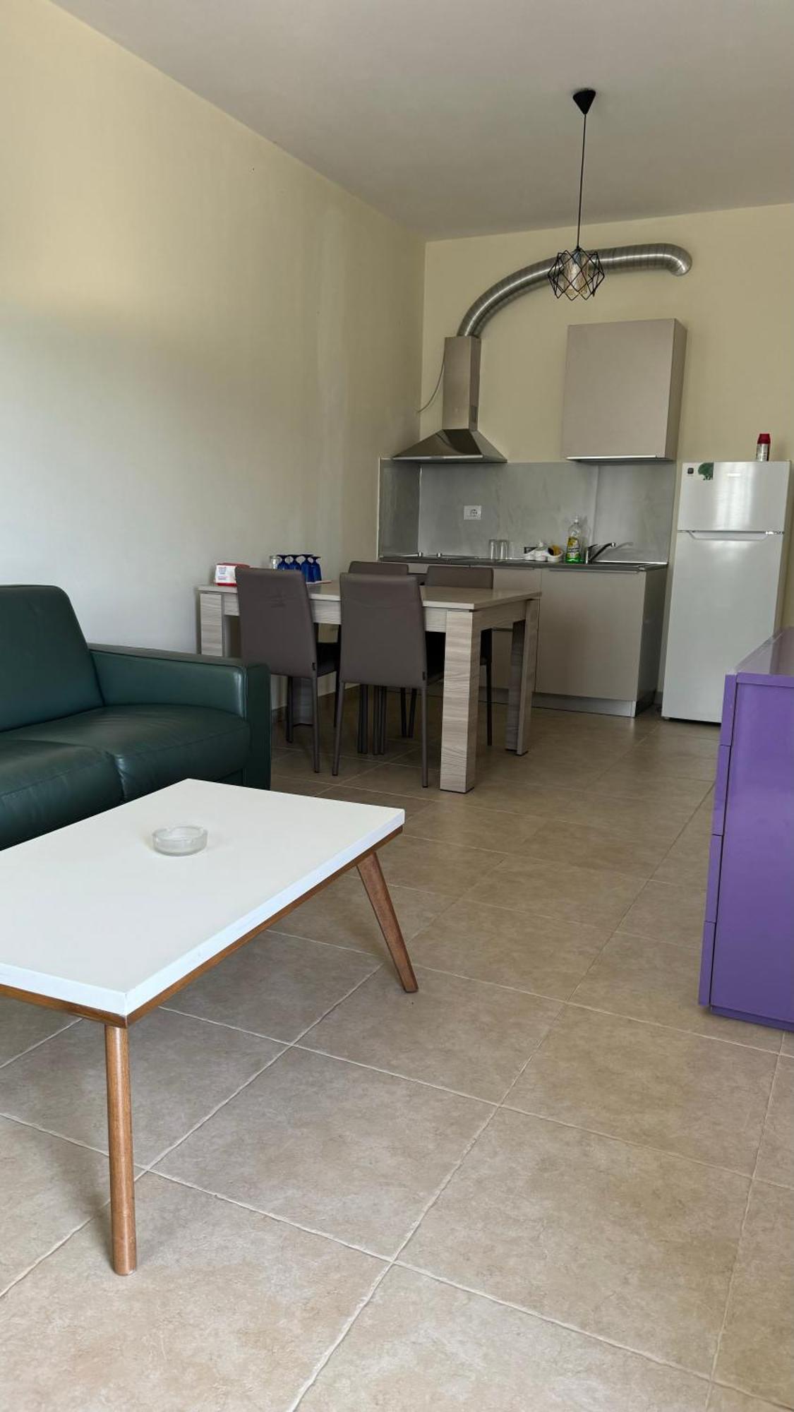 Apartment Todhe - Gjiri I Lalezit 500 Meters From The *