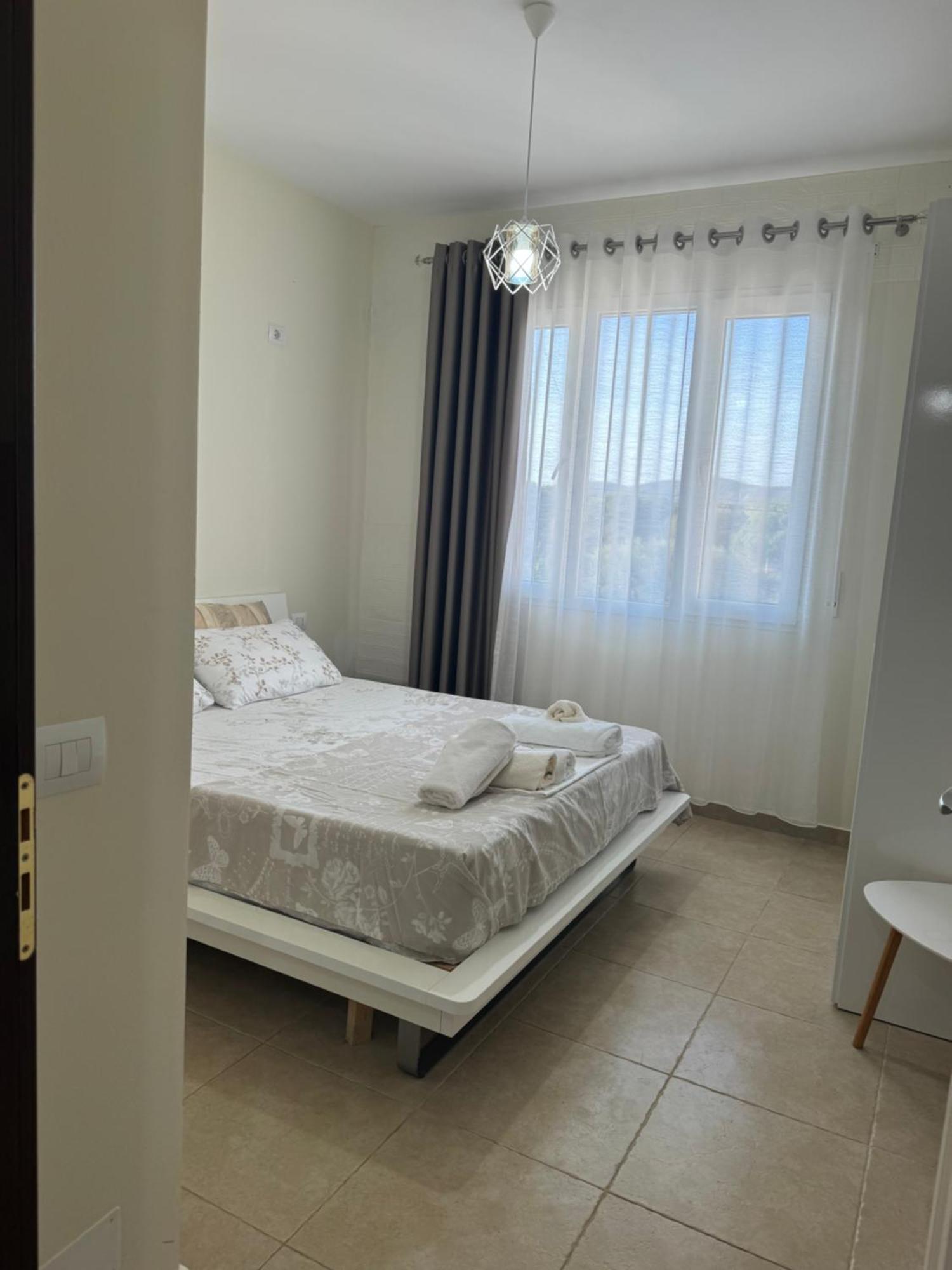 Apartment Todhe - Gjiri I Lalezit 500 Meters From The Durrës